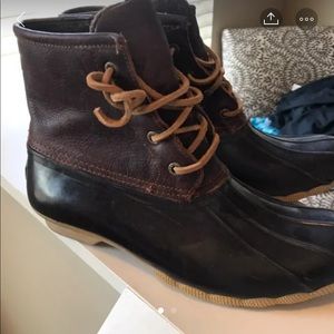women’s sperry Duck boots